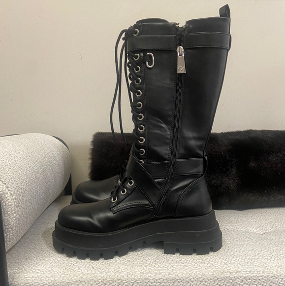 ♥️Zara platform boots - Picture 3 of 3